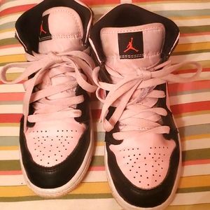 Little Girls Nike Air Jordan 1 Mid GS Black Pink Crimson